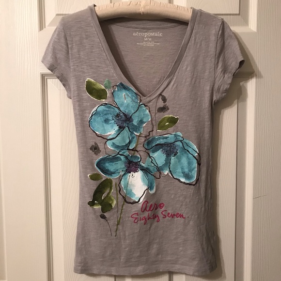 Aeropostale Gray V Neck Junior Medium T-shirt - Picture 1 of 11